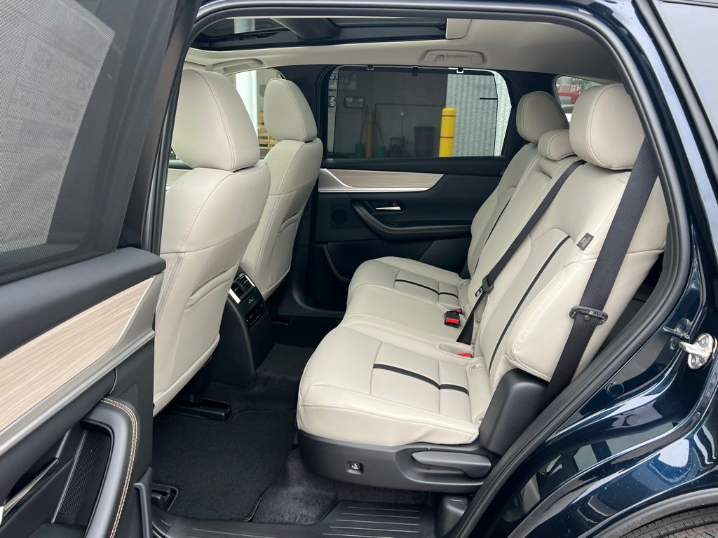 Thumbnail: 2026 Mazda CX-90 - 10