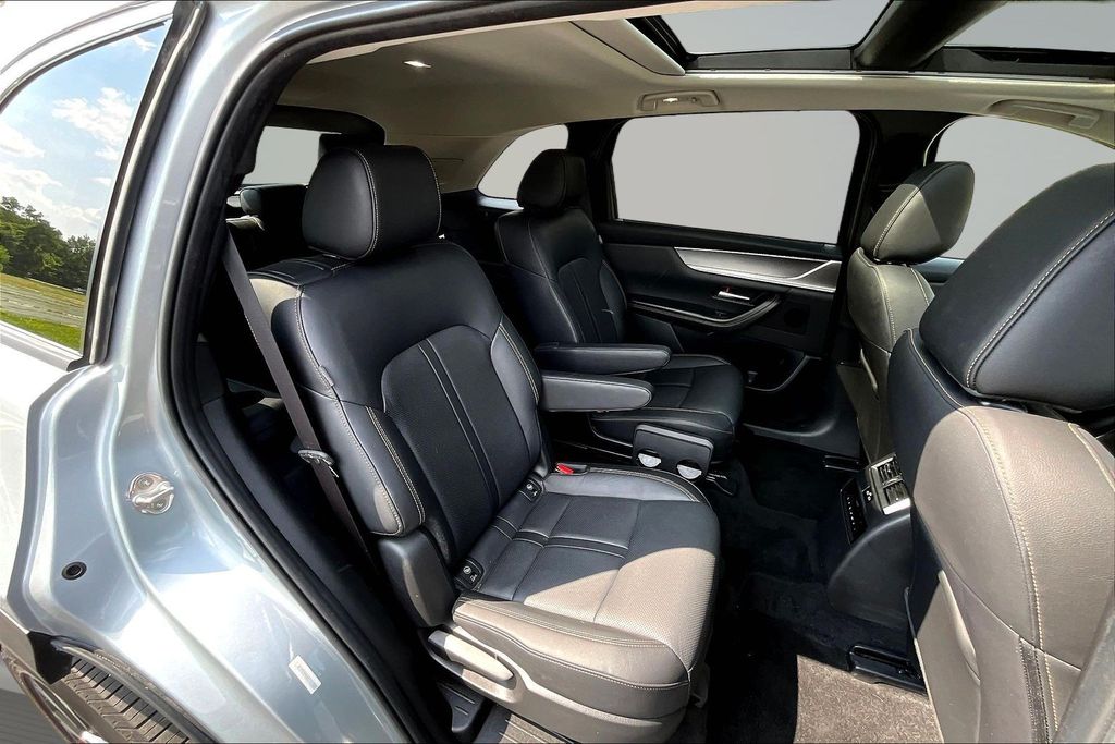 Thumbnail: 2024 Mazda CX-90 - 31