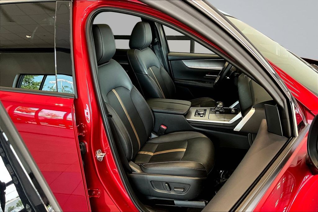 Thumbnail: 2024 Mazda CX-90 - 9