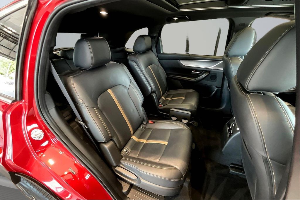 Thumbnail: 2024 Mazda CX-90 - 30