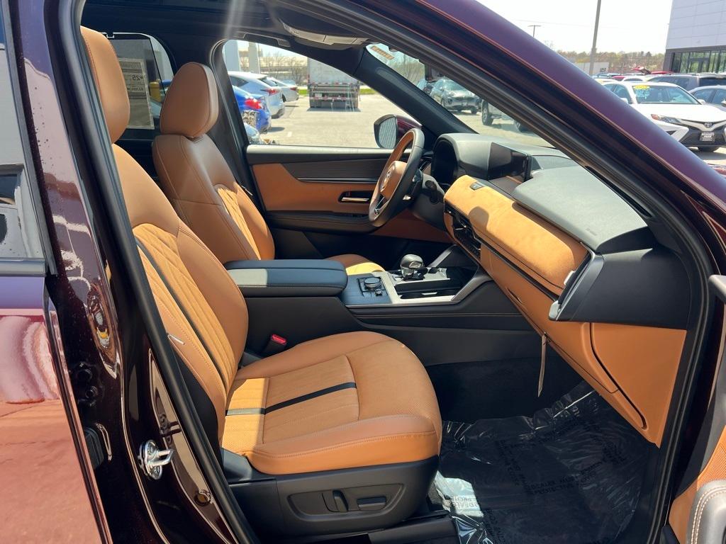 Thumbnail: 2025 Mazda CX-90 - 25