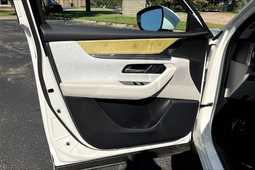 Thumbnail: 2026 Mazda CX-90 - 14