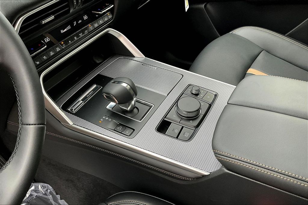 Thumbnail: 2026 Mazda CX-90 - 10
