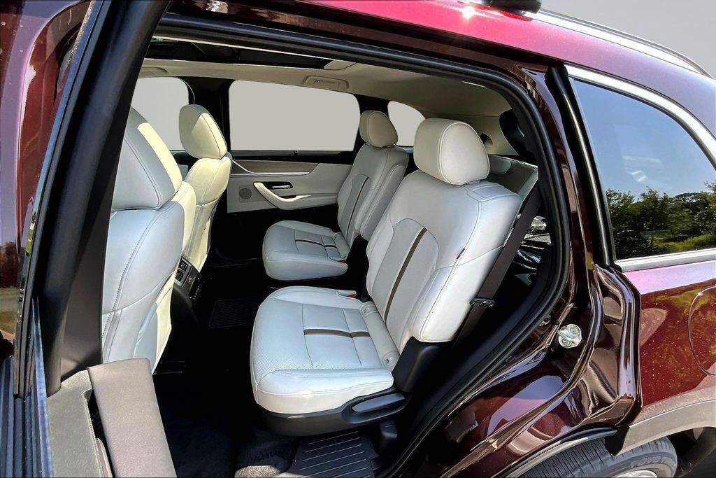 Thumbnail: 2026 Mazda CX-90 - 9