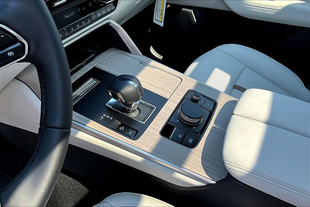 Thumbnail: 2026 Mazda CX-90 - 11