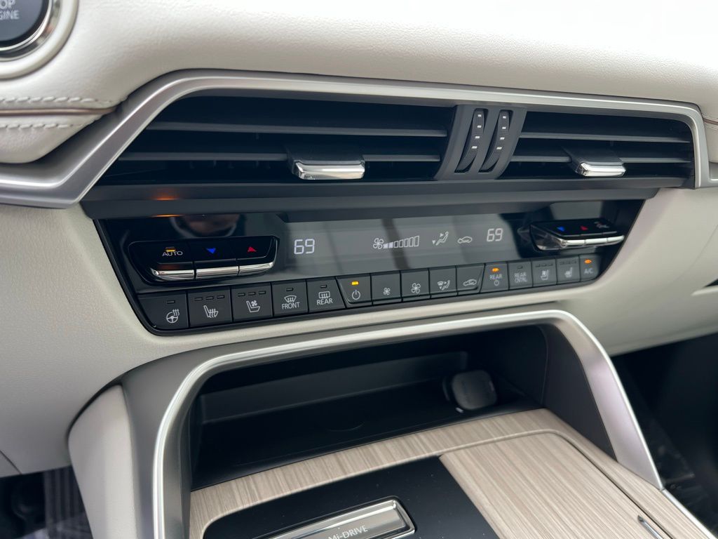 Thumbnail: 2026 Mazda CX-90 - 36