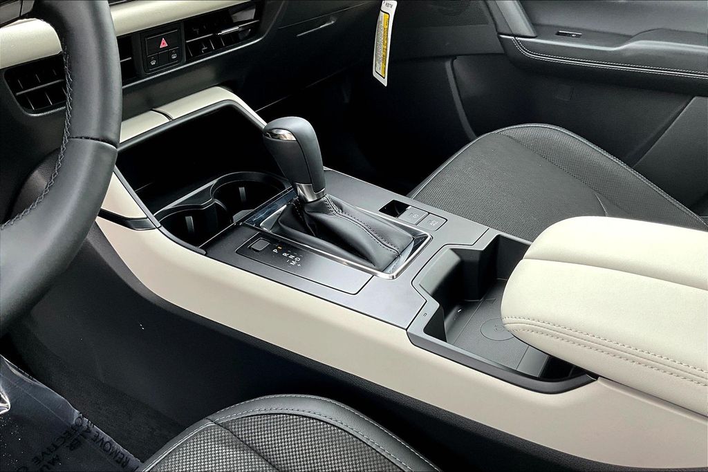 Thumbnail: 2026 Mazda CX-5 - 9