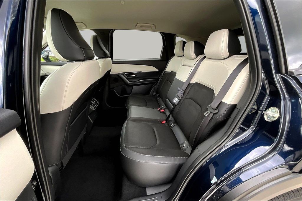 Thumbnail: 2026 Mazda CX-5 - 8