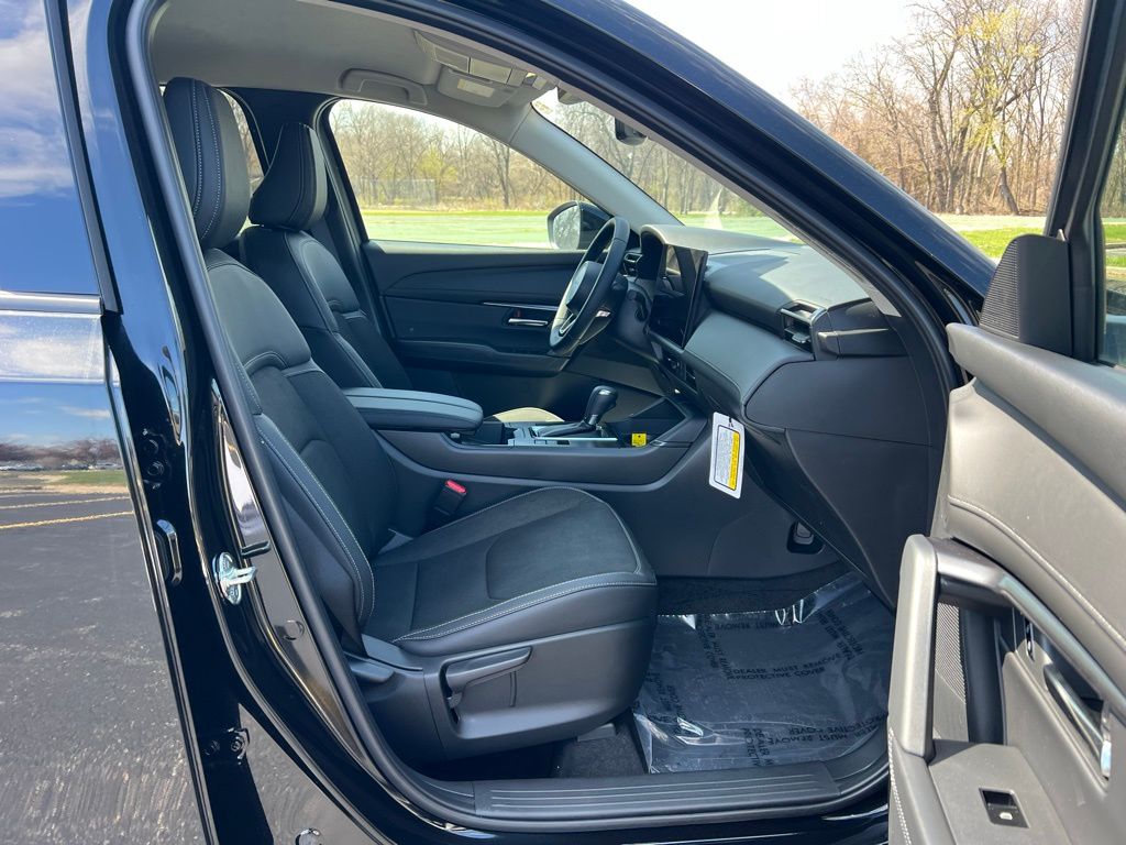 Thumbnail: 2026 Mazda CX-5 - 8