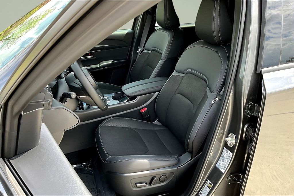 Thumbnail: 2026 Mazda CX-5 - 7