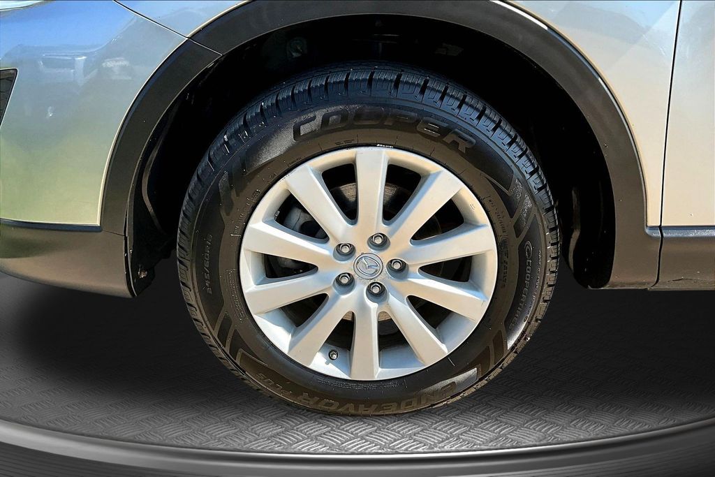 Thumbnail: 2010 Mazda CX-9 - 7