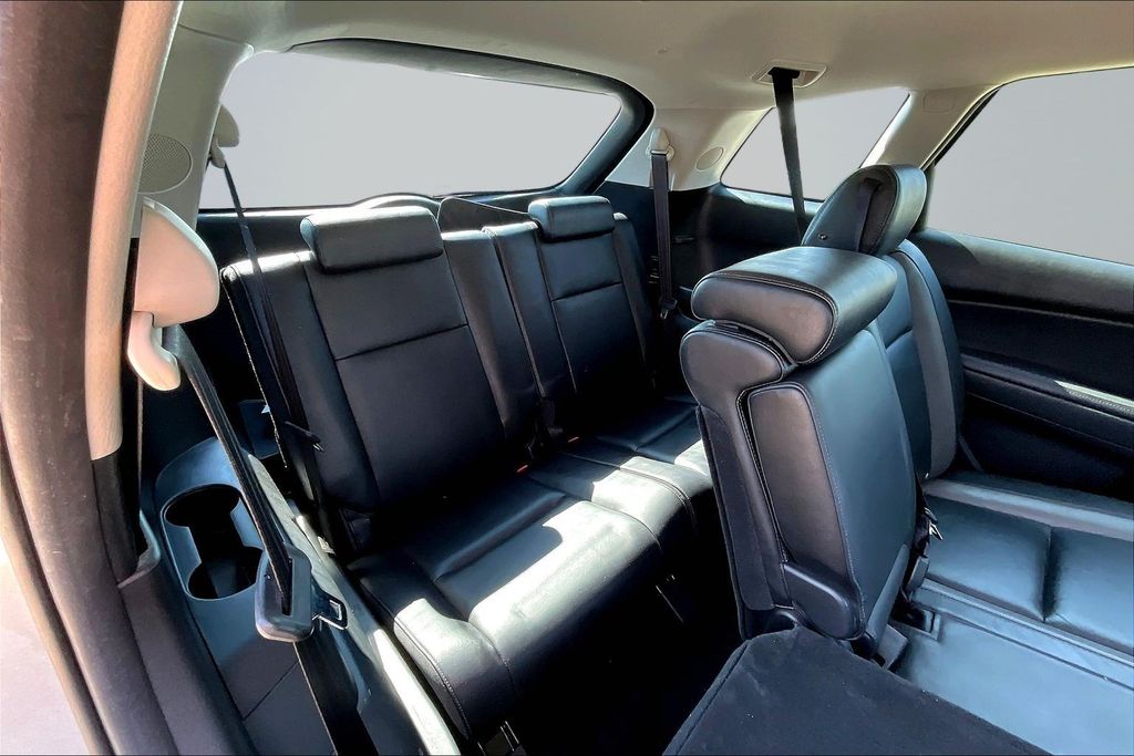 Thumbnail: 2010 Mazda CX-9 - 31