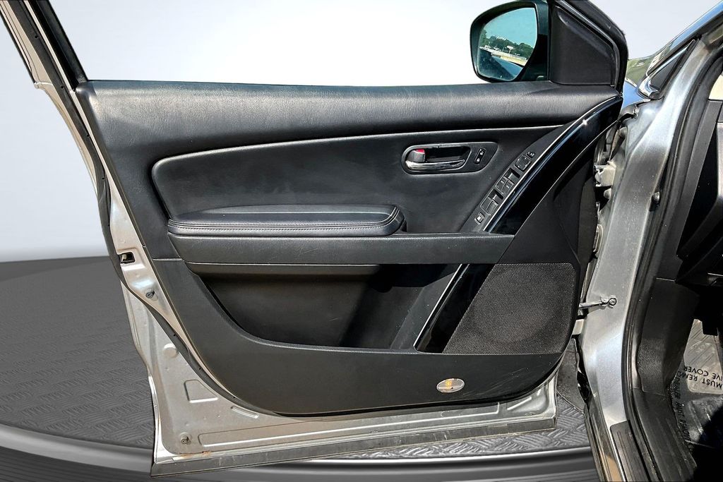 Thumbnail: 2010 Mazda CX-9 - 22