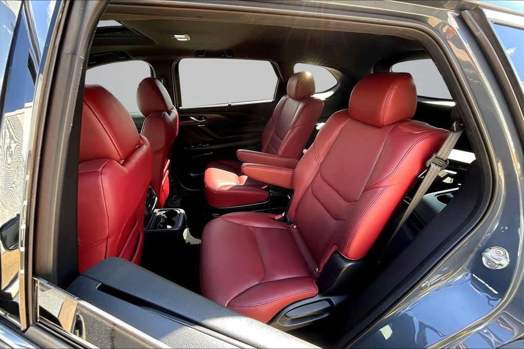Thumbnail: 2023 Mazda CX-9 - 12