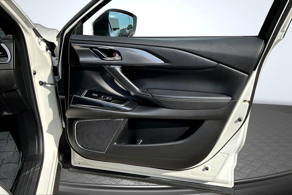 Thumbnail: 2021 Mazda CX-9 - 24