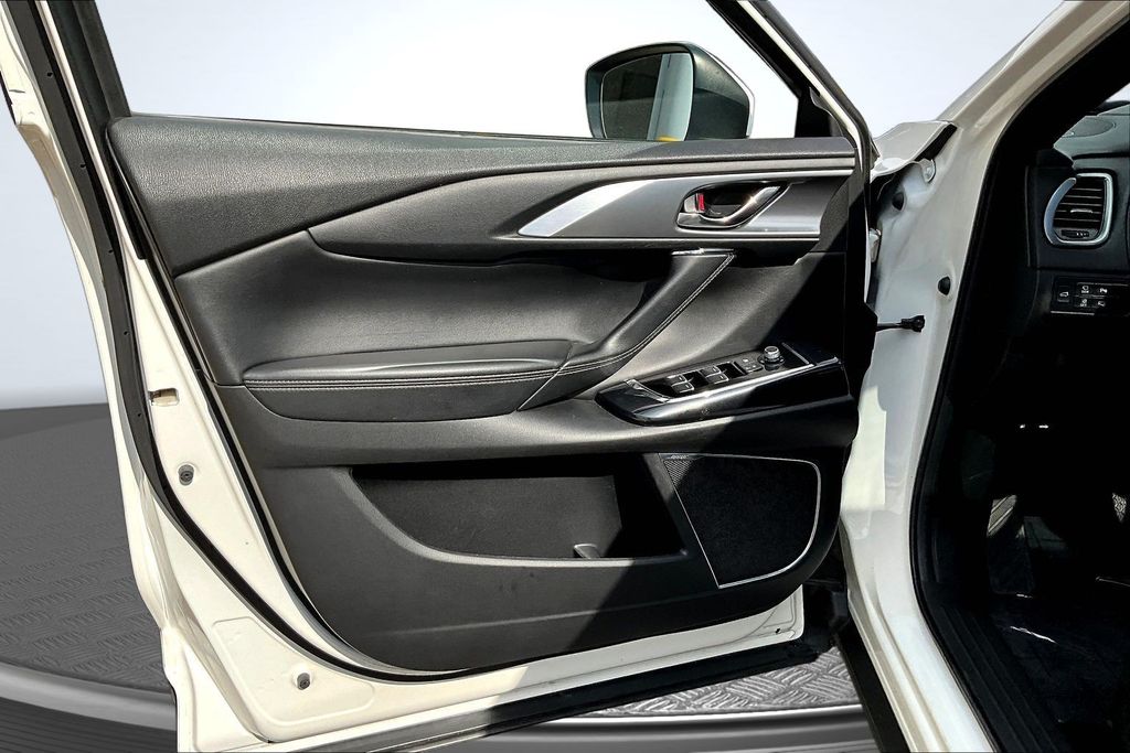 Thumbnail: 2021 Mazda CX-9 - 23