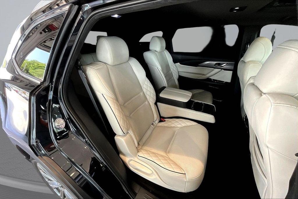 Thumbnail: 2023 Mazda CX-9 - 32