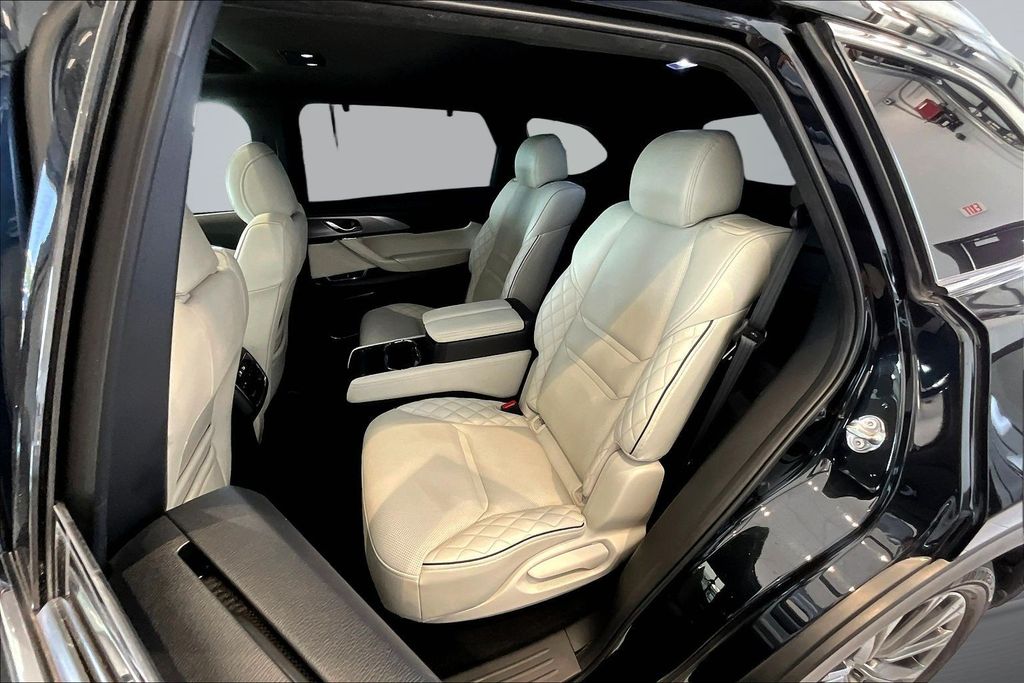 Thumbnail: 2023 Mazda CX-9 - 12