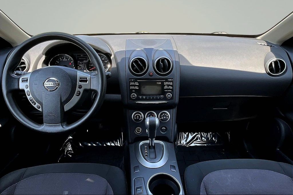 Thumbnail: 2013 Nissan Rogue - 14