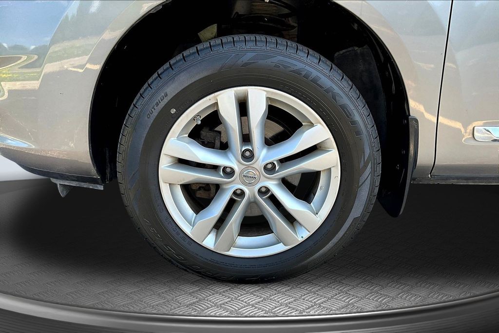 Thumbnail: 2013 Nissan Rogue - 7