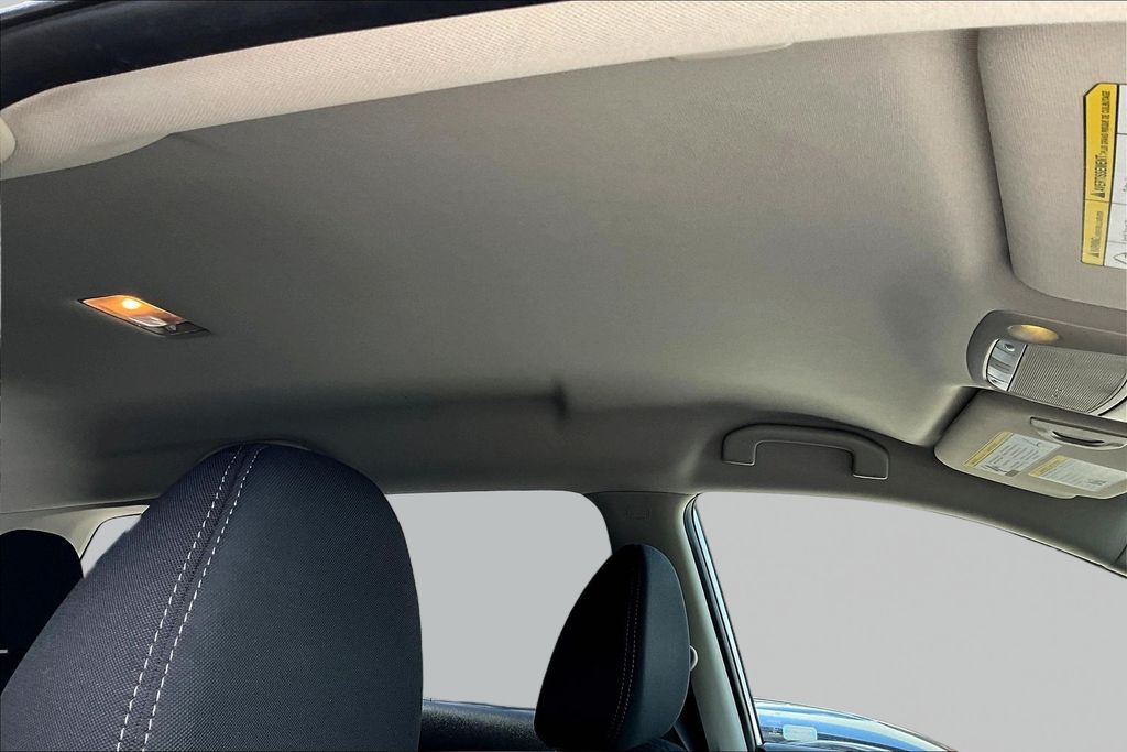 Thumbnail: 2018 Nissan Rogue - 23