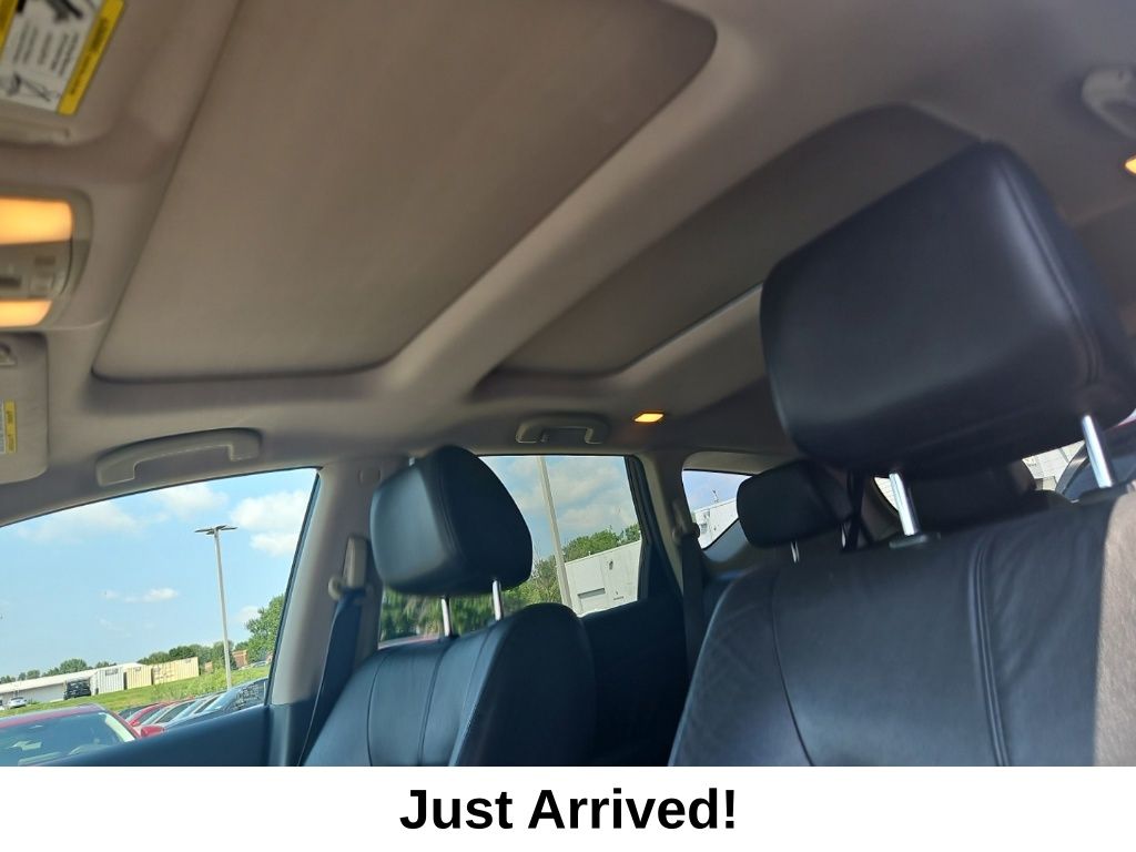Thumbnail: 2009 Nissan Murano - 16