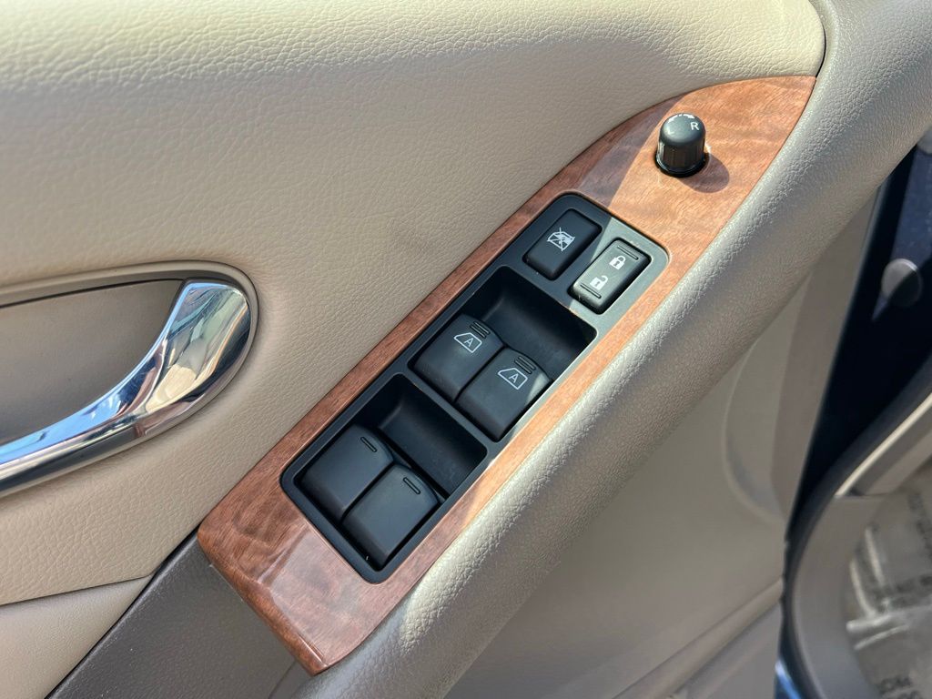 Thumbnail: 2013 Nissan Murano - 20