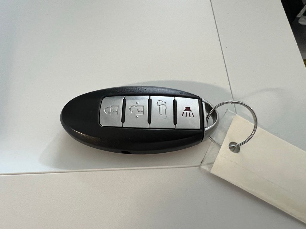 Thumbnail: 2013 Nissan Murano - 18