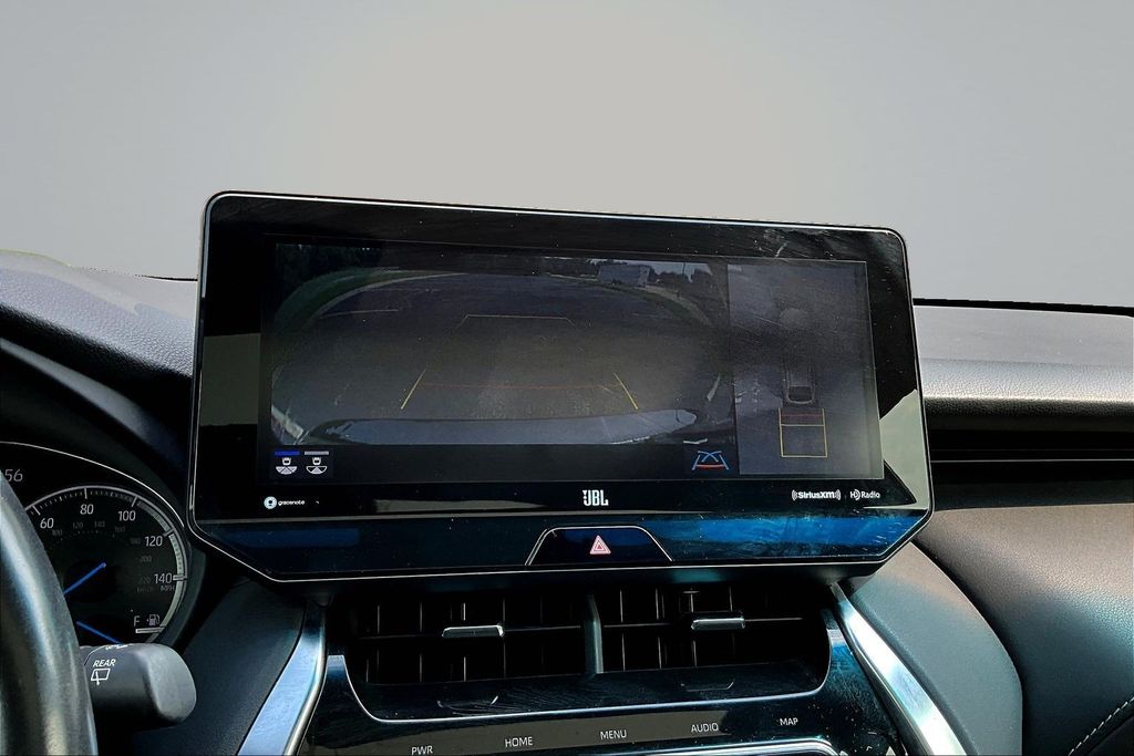 Thumbnail: 2021 Toyota Venza - 28