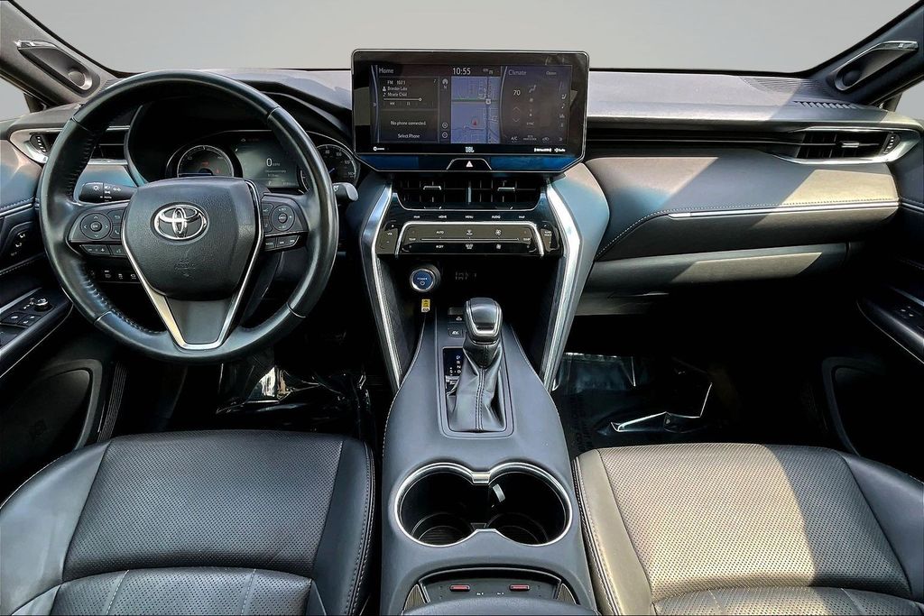 Thumbnail: 2021 Toyota Venza - 13
