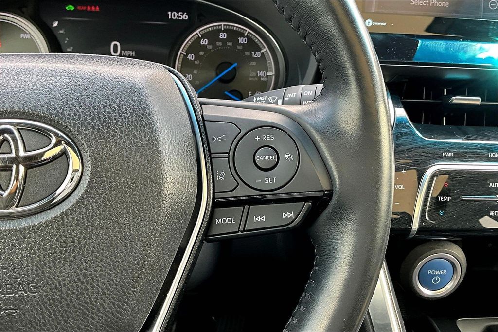 Thumbnail: 2021 Toyota Venza - 27