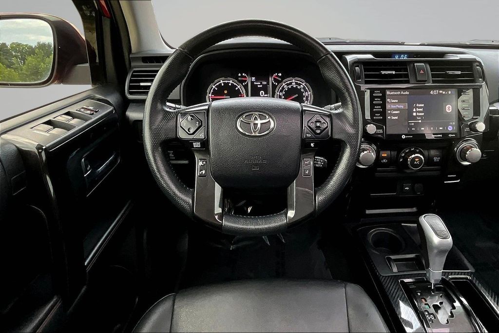 Thumbnail: 2020 Toyota 4Runner - 2