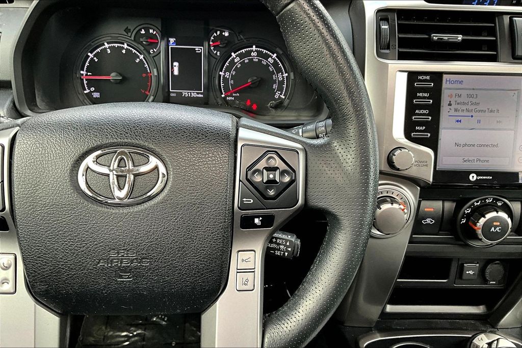 Thumbnail: 2021 Toyota 4Runner - 26