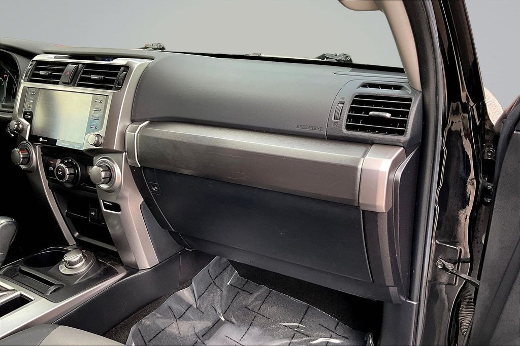 Thumbnail: 2021 Toyota 4Runner - 13