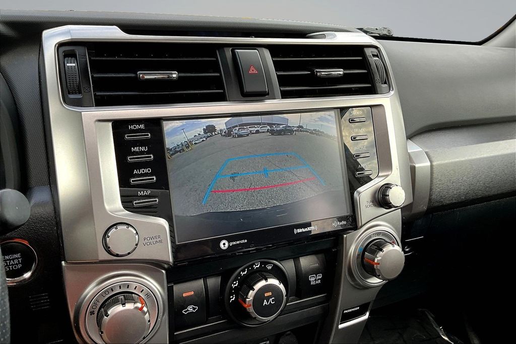 Thumbnail: 2021 Toyota 4Runner - 27
