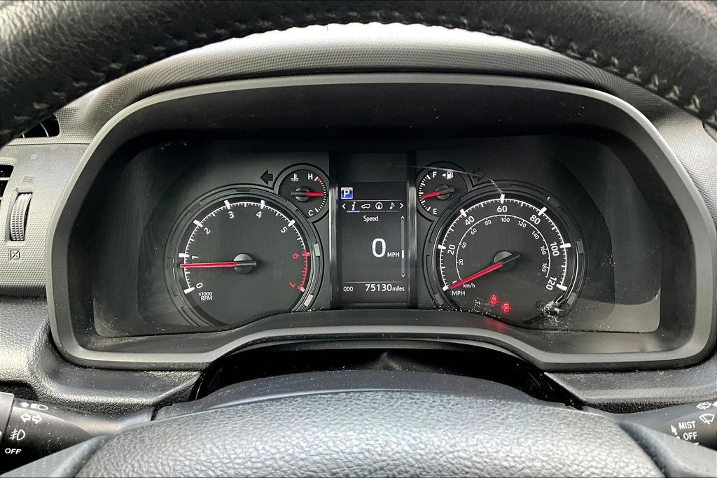 Thumbnail: 2021 Toyota 4Runner - 16