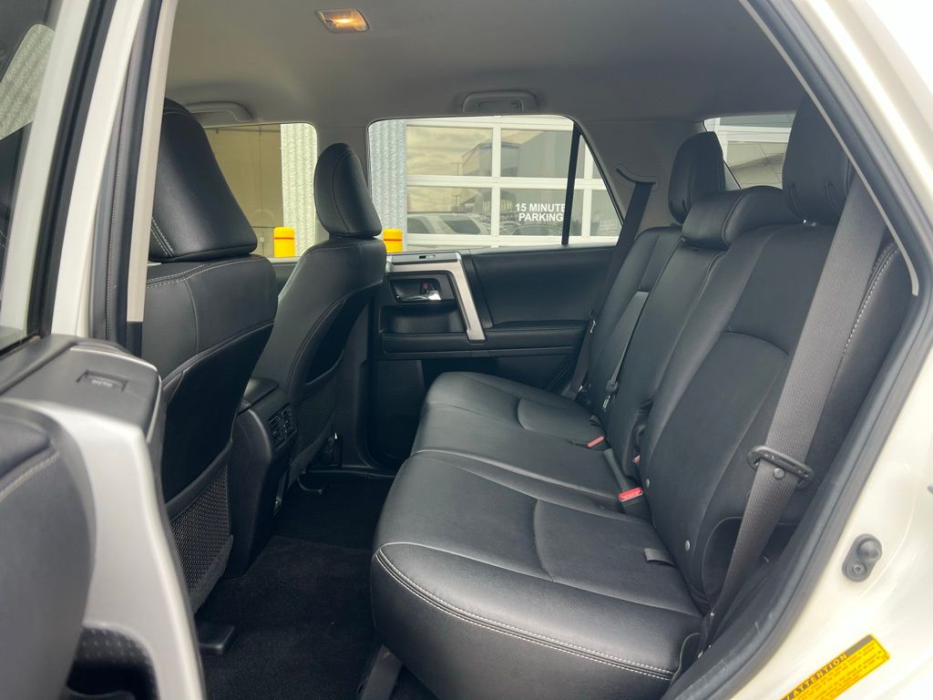 Thumbnail: 2022 Toyota 4Runner - 12