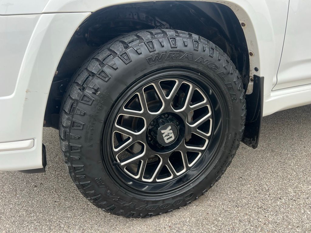 Thumbnail: 2022 Toyota 4Runner - 7