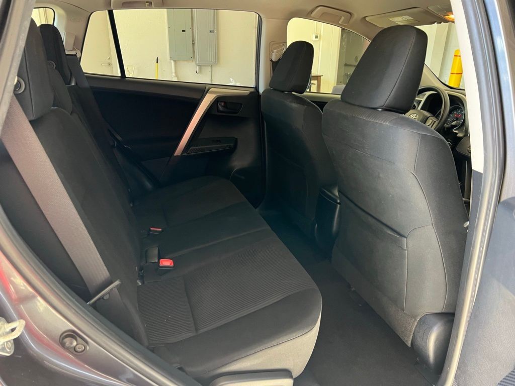 Thumbnail: 2015 Toyota RAV4 - 29