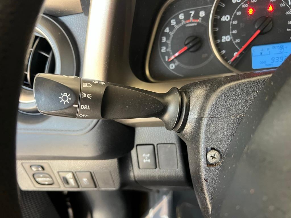 Thumbnail: 2015 Toyota RAV4 - 36