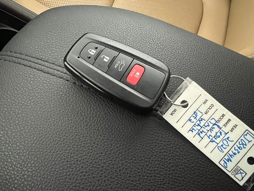 Thumbnail: 2020 Toyota RAV4 - 17