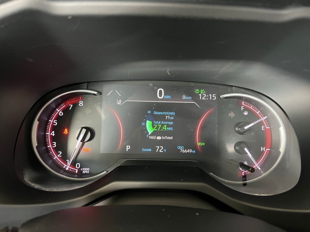 Thumbnail: 2020 Toyota RAV4 - 15