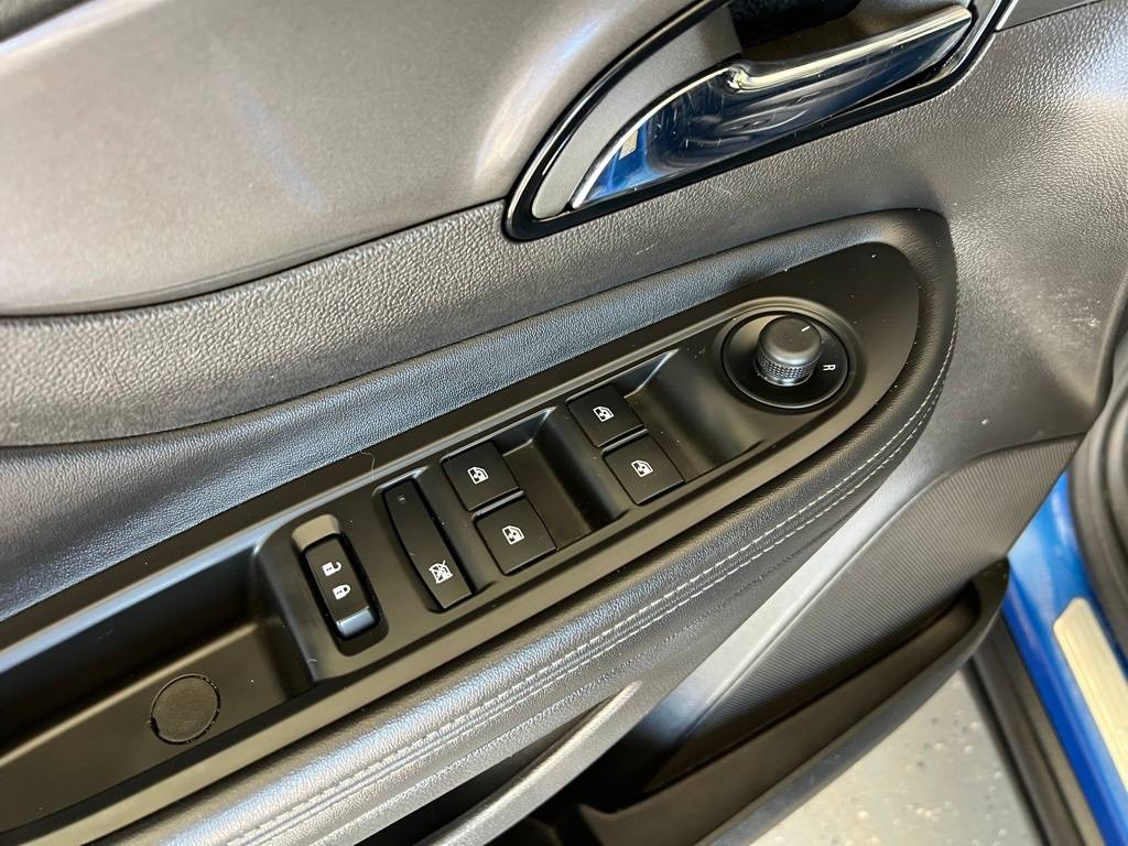 Thumbnail: 2018 Buick Encore - 22