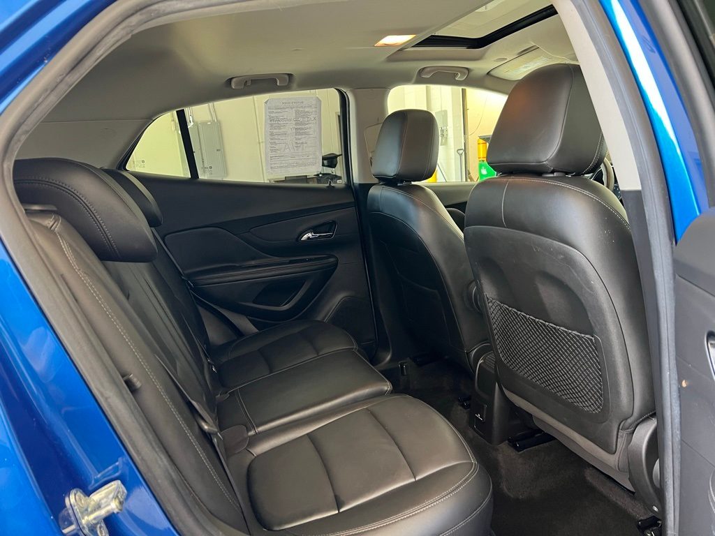 Thumbnail: 2018 Buick Encore - 27