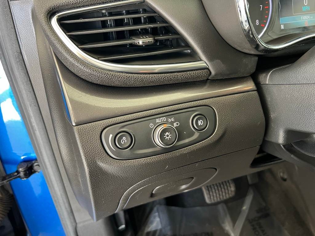 Thumbnail: 2018 Buick Encore - 23