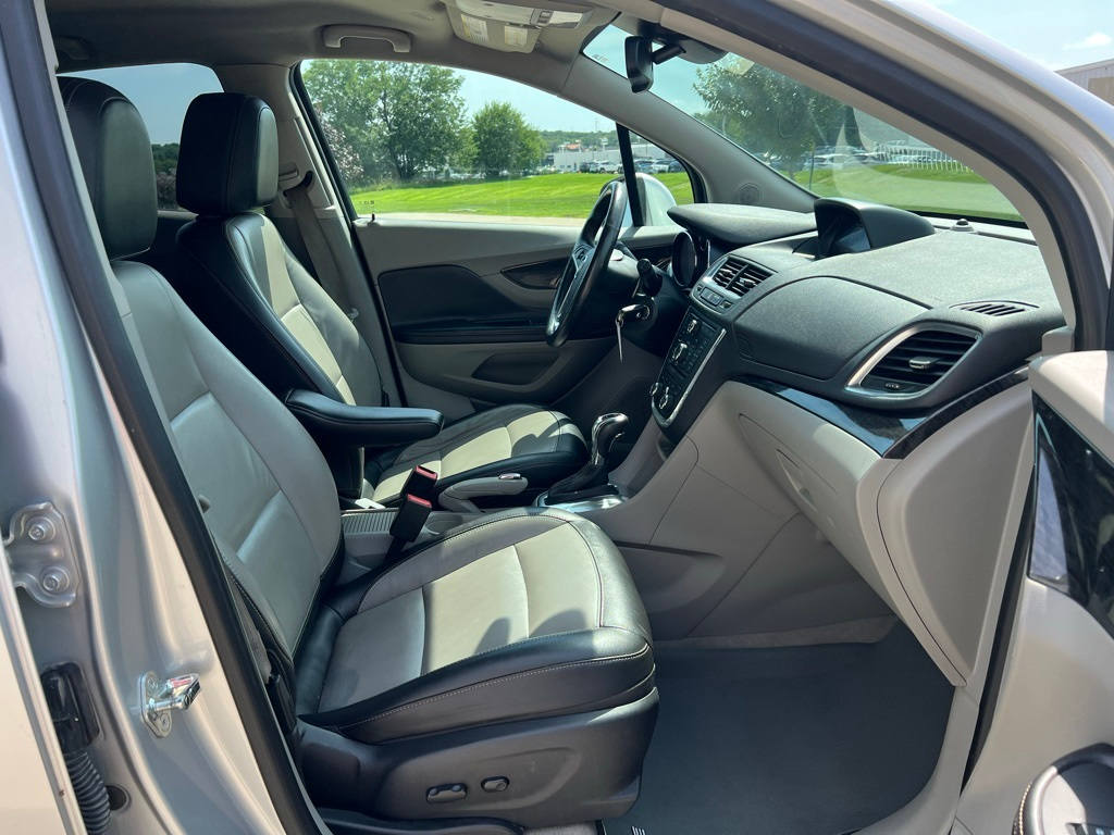 Thumbnail: 2015 Buick Encore - 26