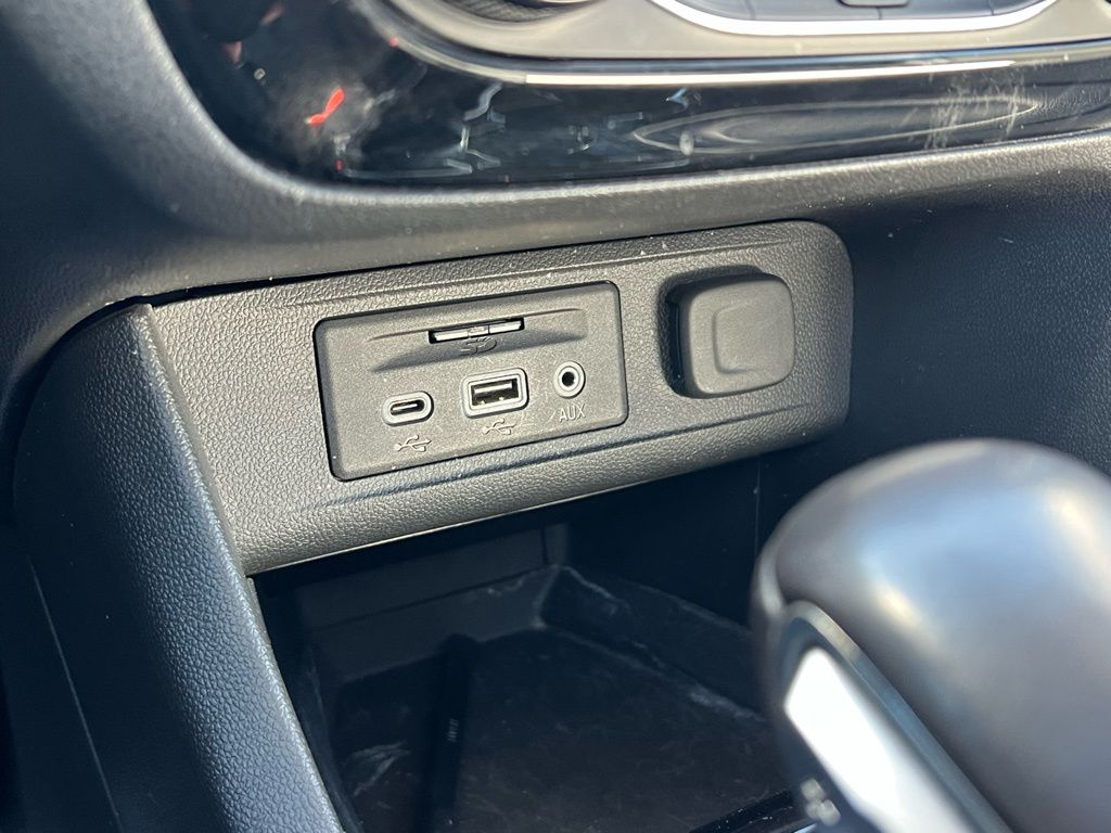 Thumbnail: 2020 Buick Encore GX - 40