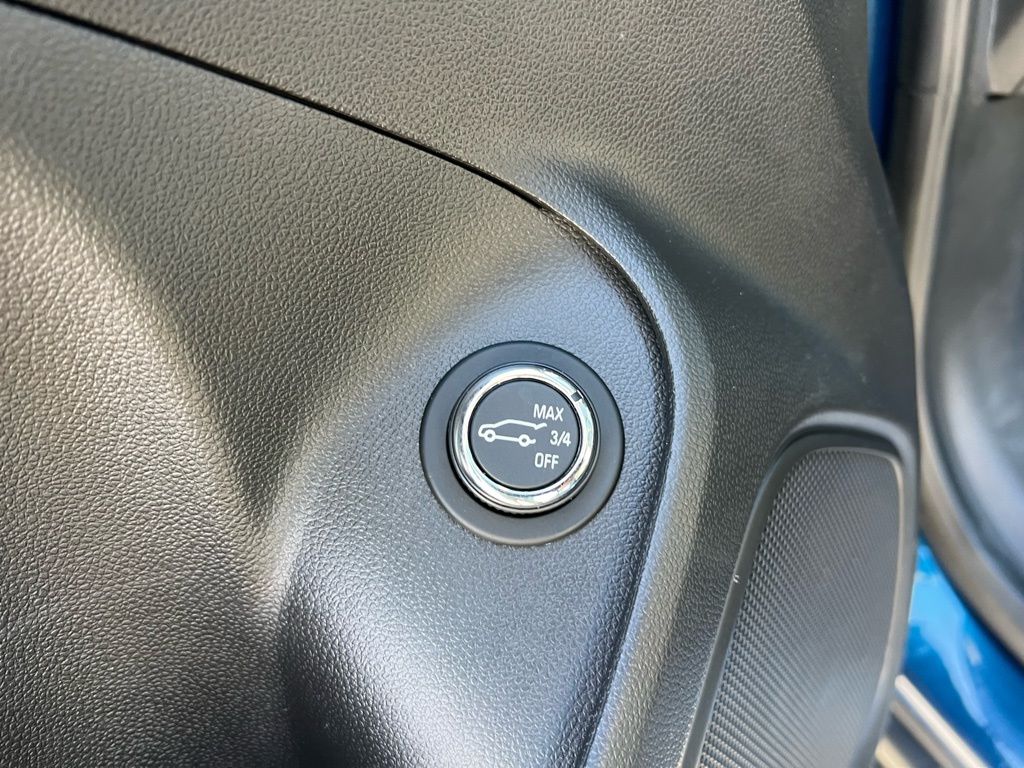 Thumbnail: 2020 Buick Encore GX - 26