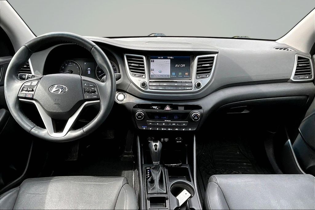 Thumbnail: 2018 Hyundai Tucson - 11