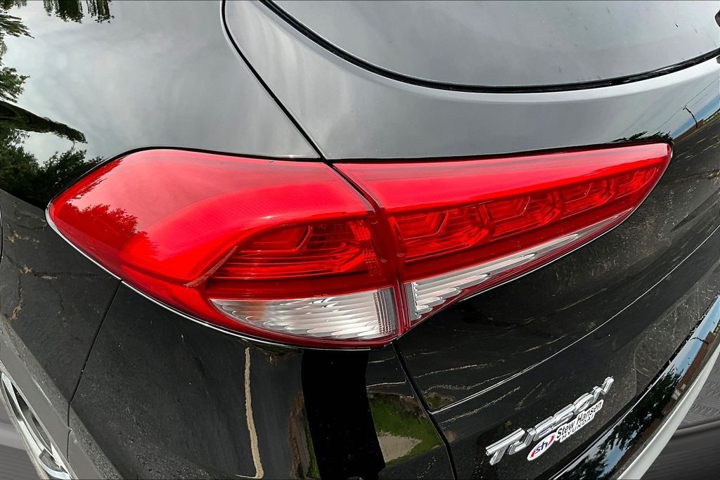 Thumbnail: 2018 Hyundai Tucson - 32